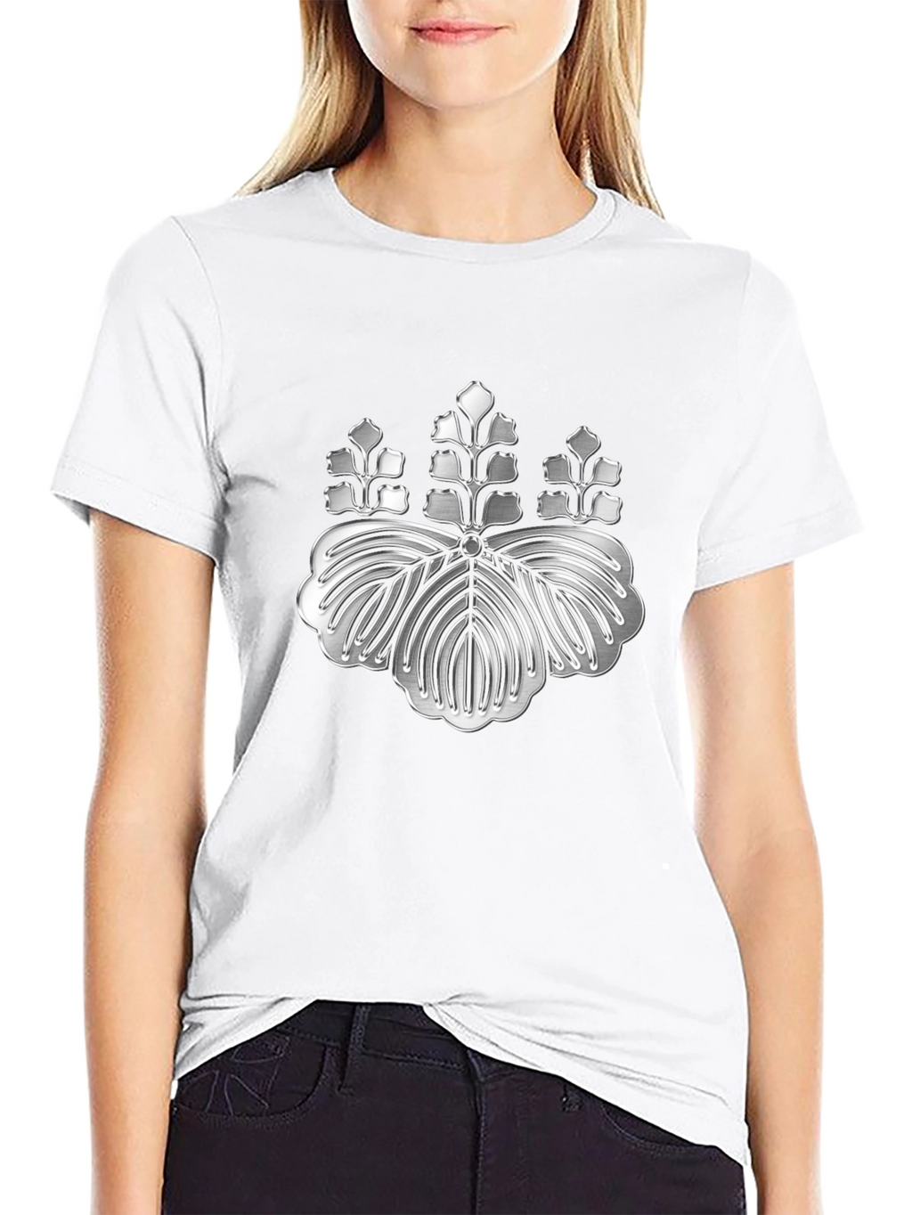 Embossed Japanese Crest Graphic Tee - Stylish Comfort