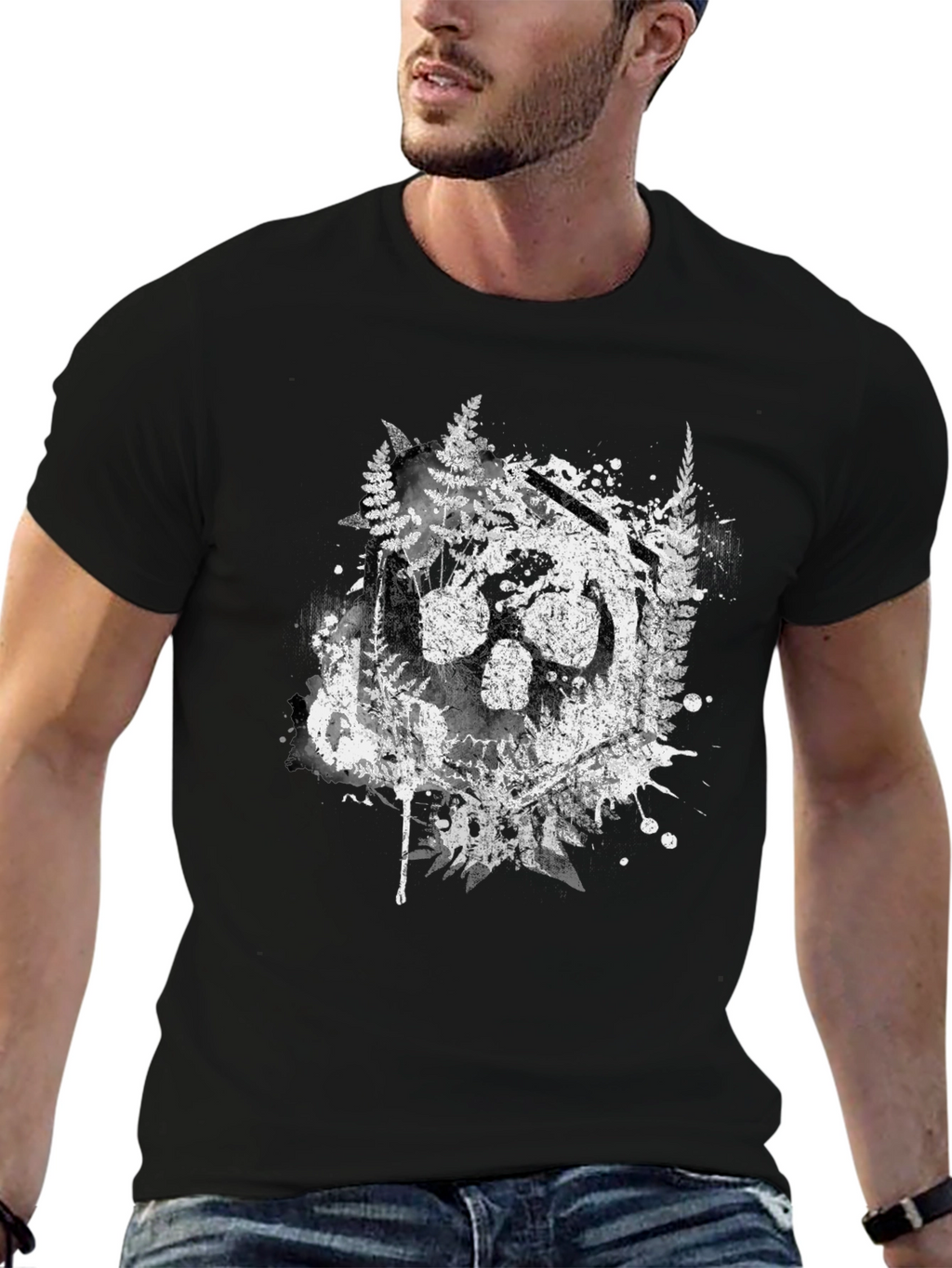 Nature Wolf Paw Print Graphic Tee - Black