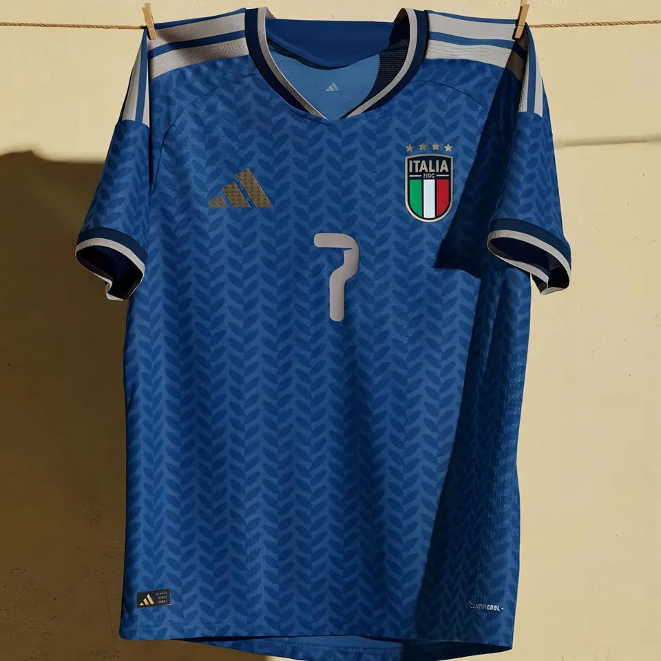 2026/27 Italy Home Blue Fans Long Sleeve Soccer Jersey Detail 2