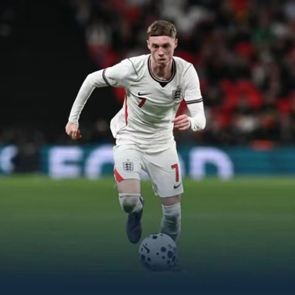2026/27 England Home White Women Soccer Jersey Detail 1