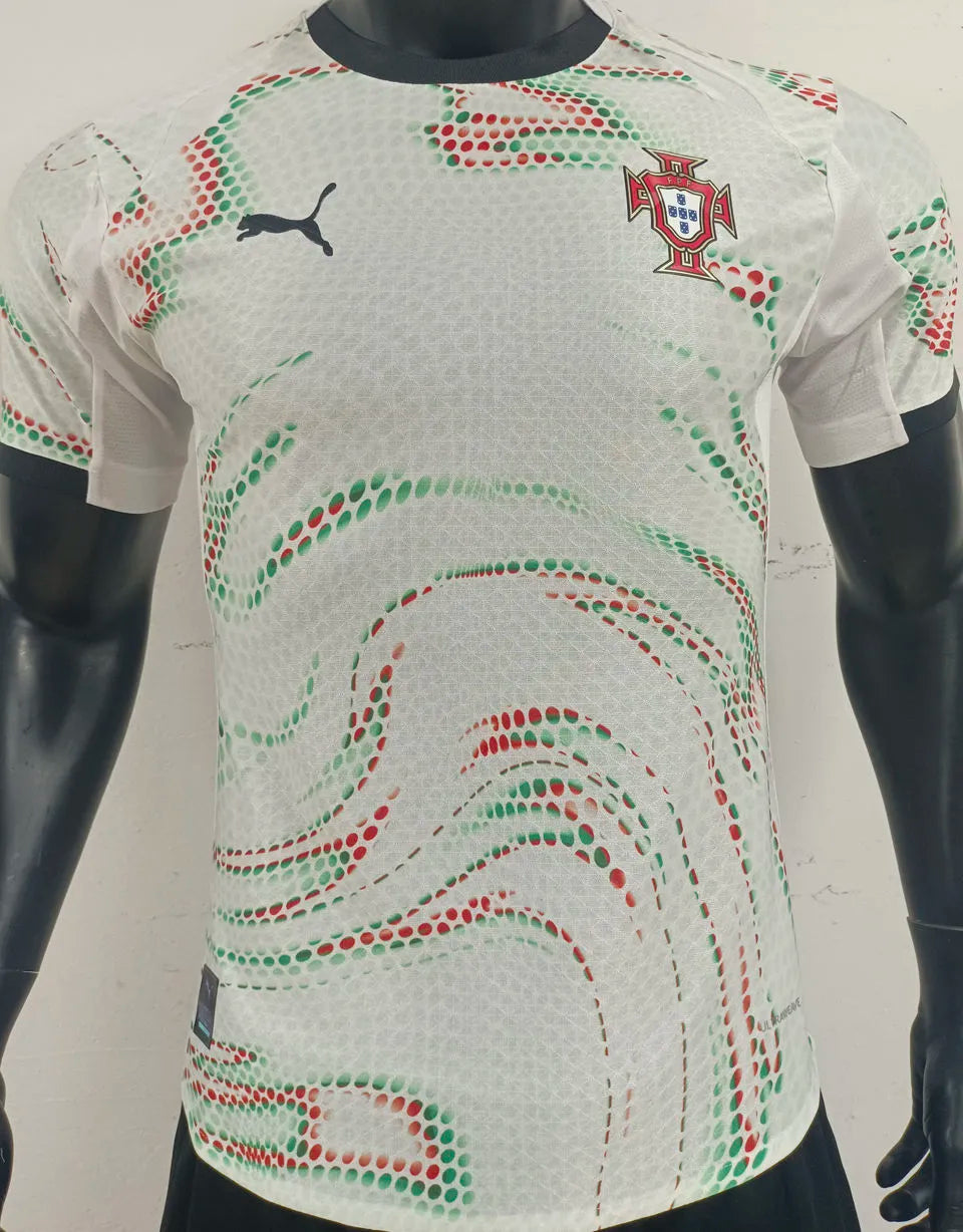 2016 Portugal Away Retro Long Sleeve Soccer Jersey Detail 4