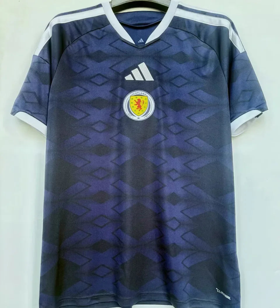 2026/27 Scotland 1:1 Quality Home Fans Soccer Jersey Detail 1