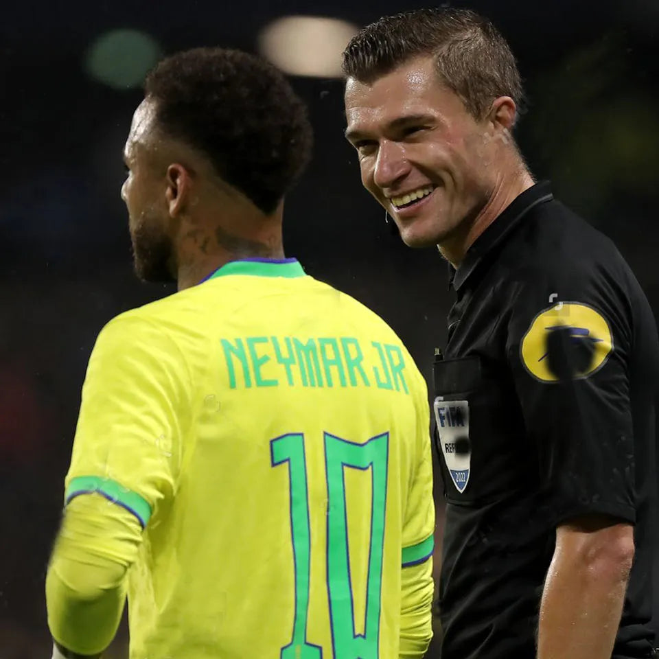 2022/23 Brazil Home Yellow Long Sleeve Jersey Detail 2