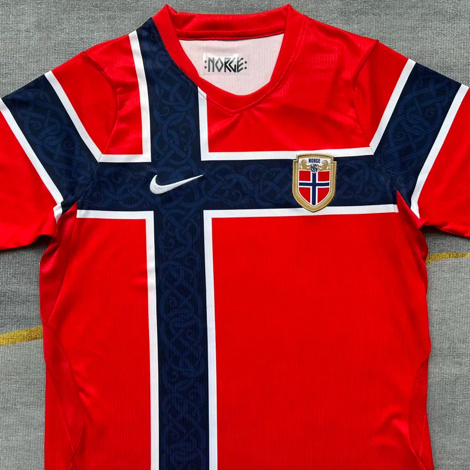 2026/27 Norway Home Red Fans Soccer Jersey (Have Right Patch 有右臂章 白底黑字） Detail 3