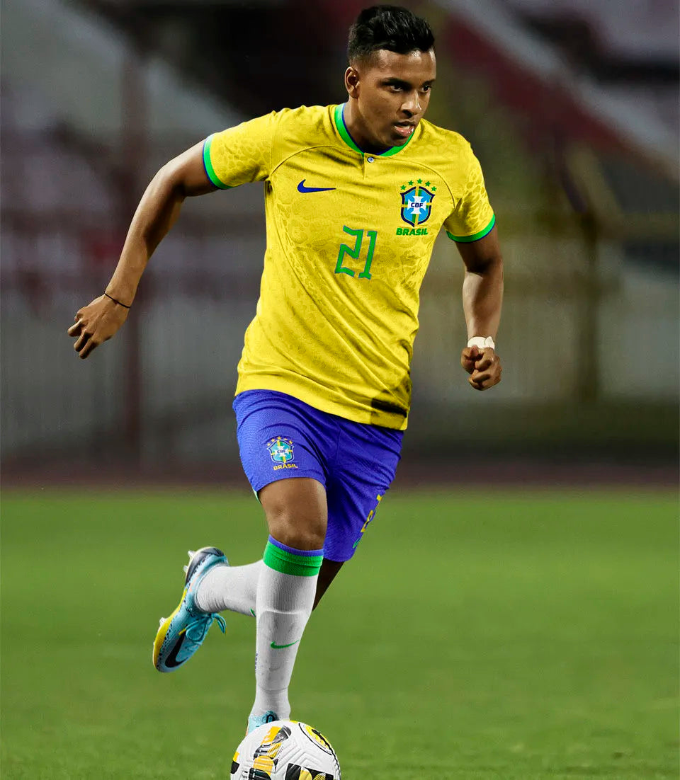 2022/23 Brazil Home 1:1 Quality Yellow Fans Soccer Jersey Detail 3