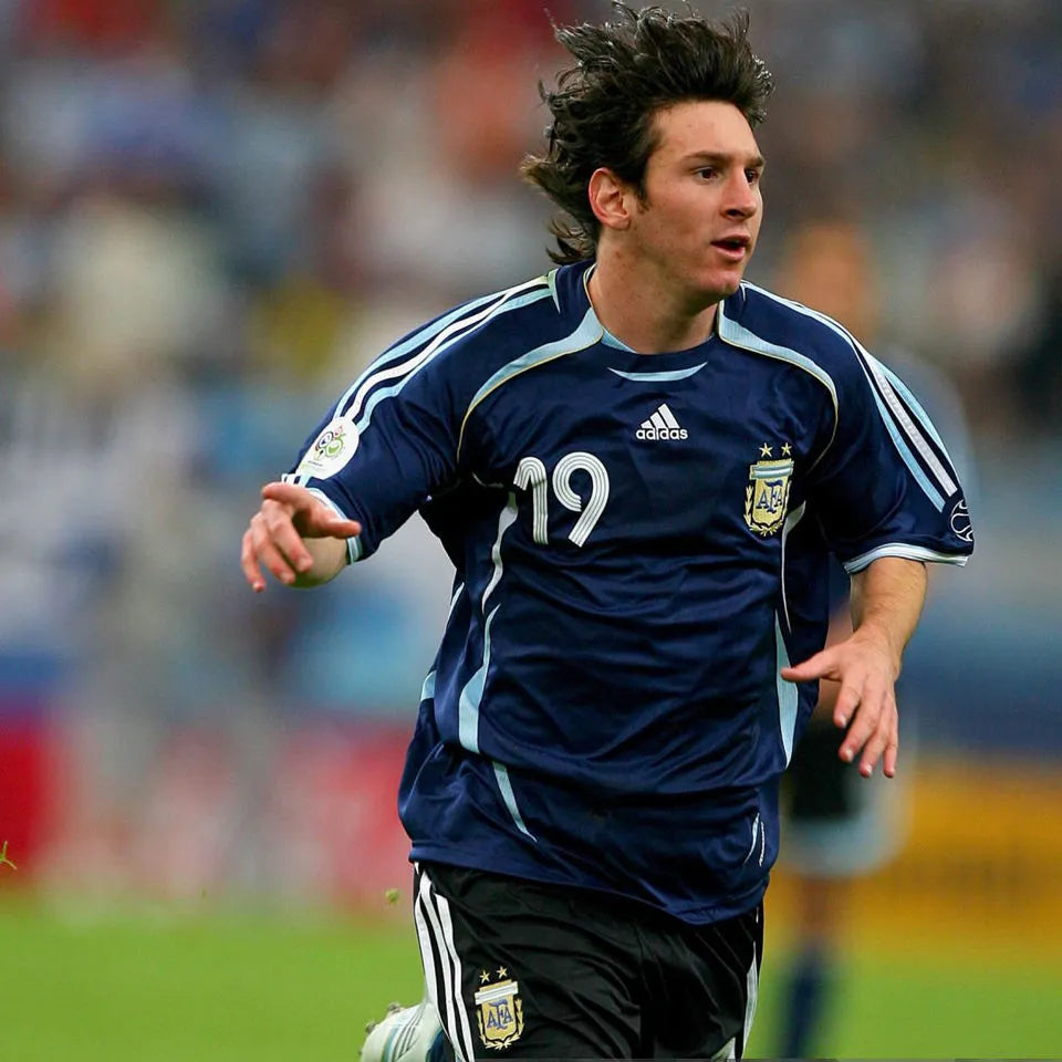 2006 Argentina Away Retro Player Version Soccer Jersey Detail 2
