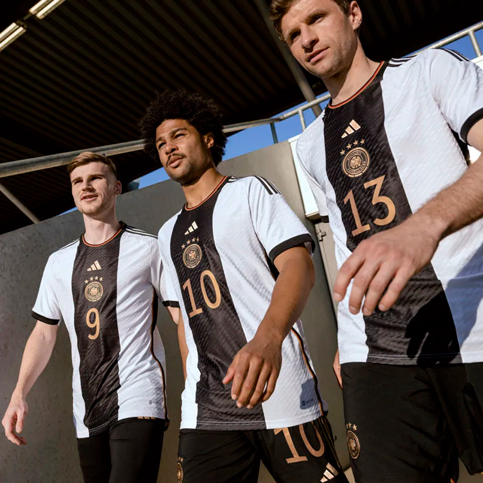 Müller #13 Germany 1:1 Quality Home Fans Jersey 2022/23 ★★ Detail 3