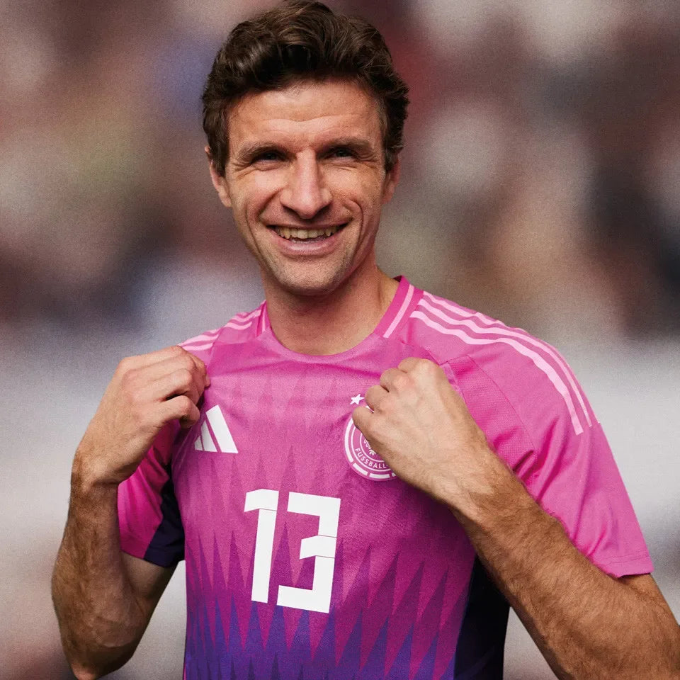 MÜLLER #13 Germany 1:1 Quality Away Pink Fans Soccer Jersey 2024/25 ★★ Detail 1