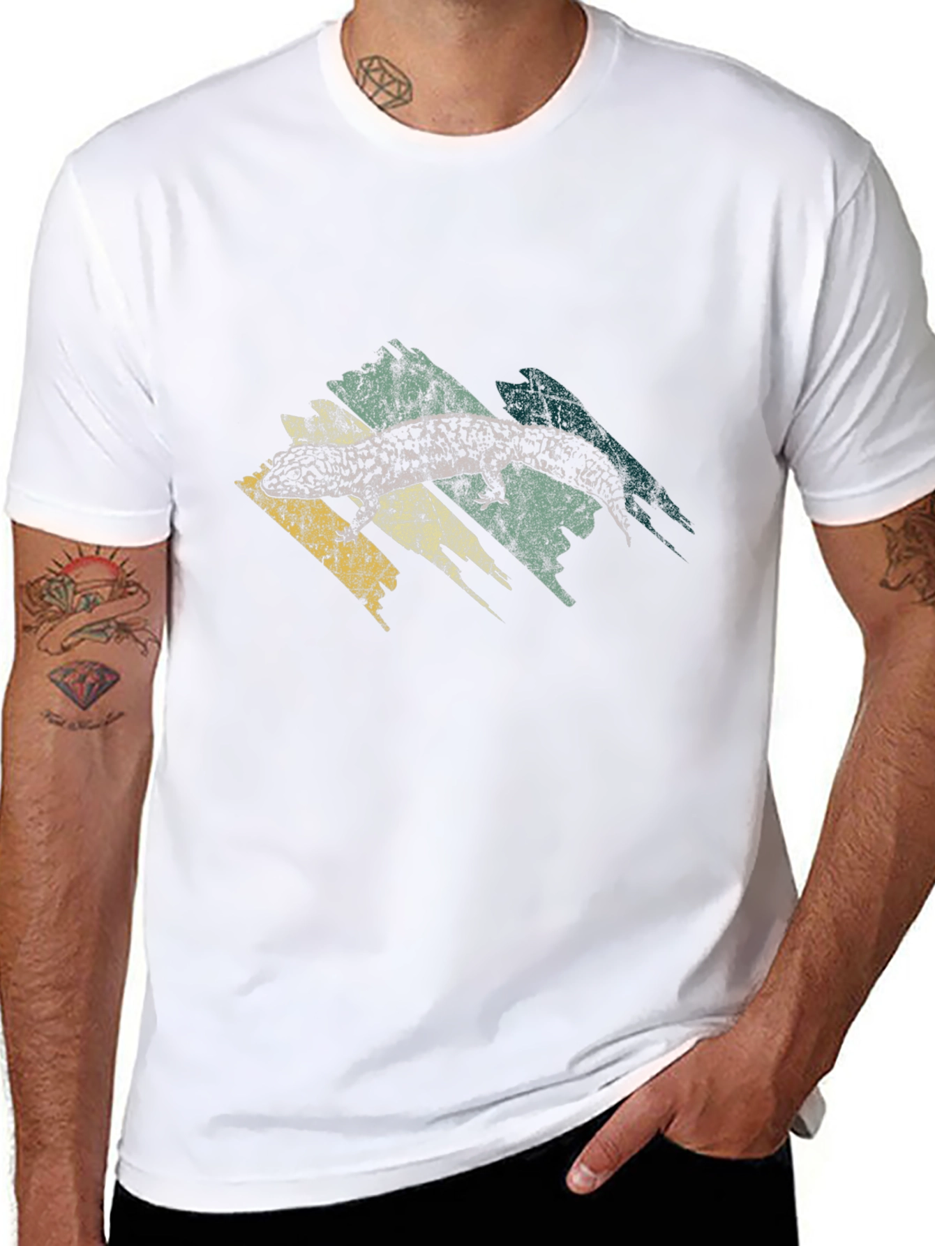 Retro Gecko Graphic Tee - Cool Lizard T-Shirt