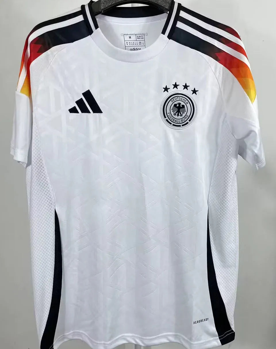 WIRTZ #17 Germany Home White Fans Soccer Jersey 2024/25 ★★ Detail 4