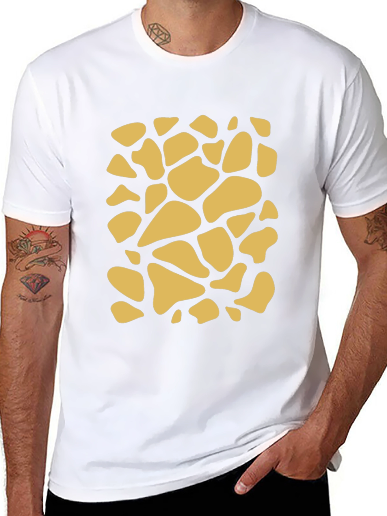 Unique Giraffe Print Black T-Shirt