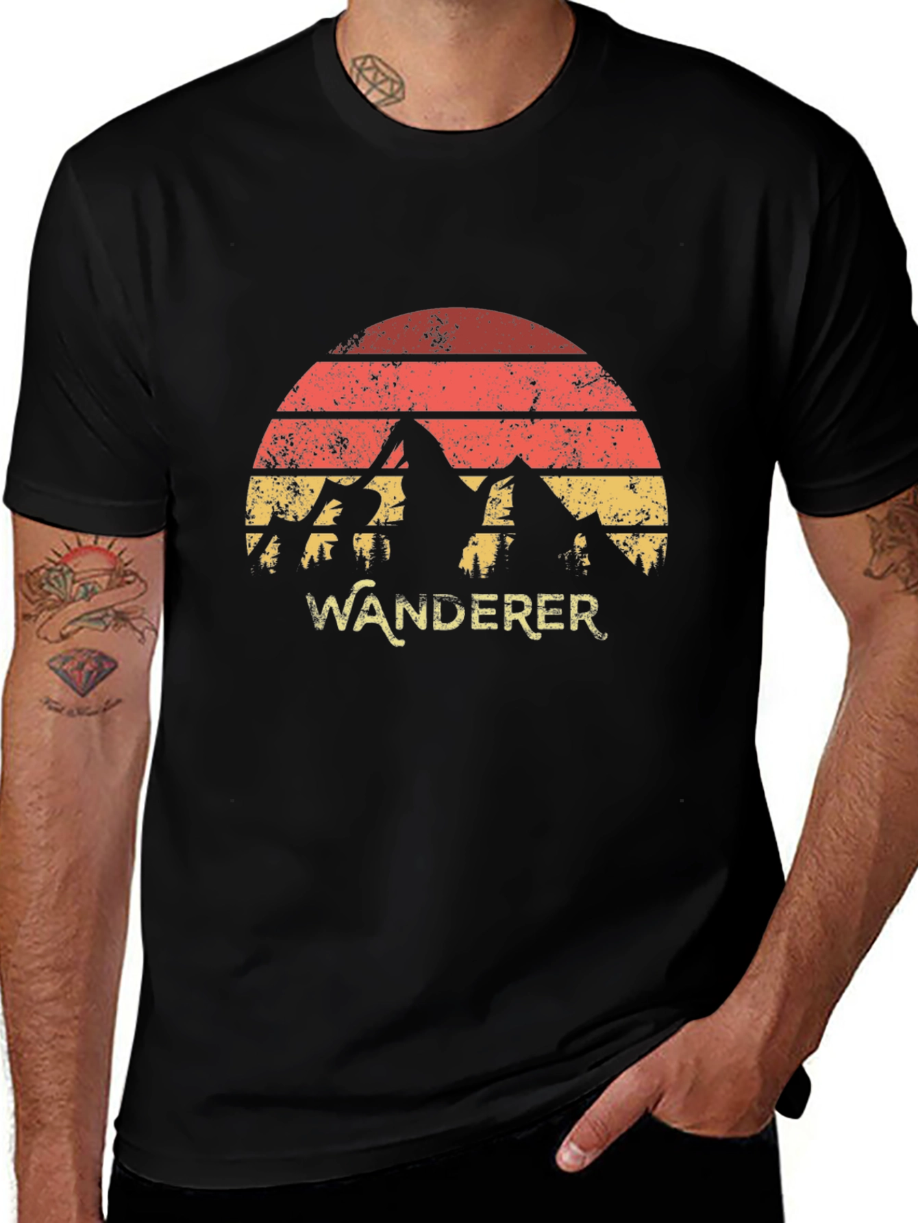 Wanderer Mountain Graphic Tee - Retro Style