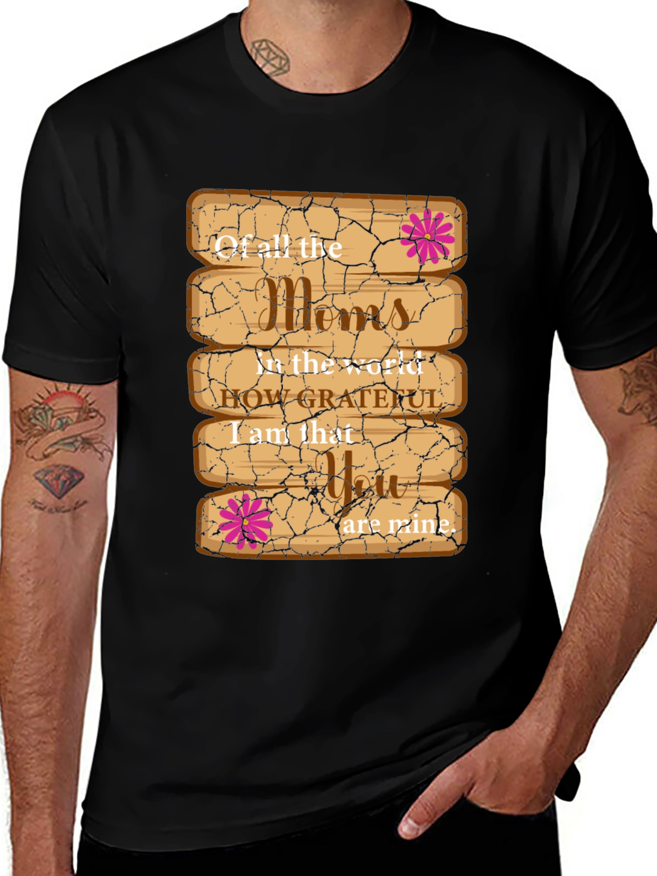 Grateful Mom T-Shirt - Wooden Plank Design